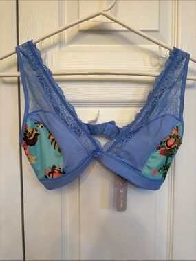 Lace-Trim Floral Panel Bralette in Periwinkle Blue